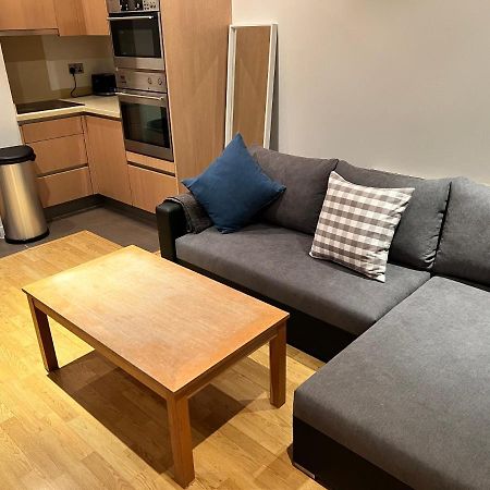 Stunning 2 Bed Flat! Centrally Located In London, Uk! Екстериор снимка