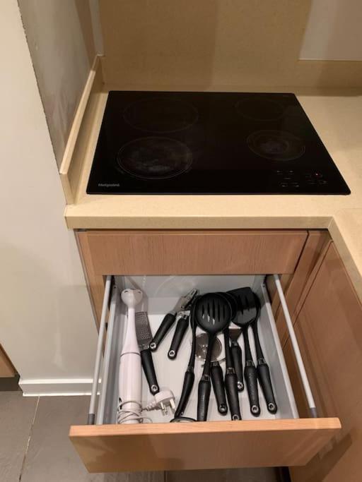 Stunning 2 Bed Flat! Centrally Located In London, Uk! Екстериор снимка