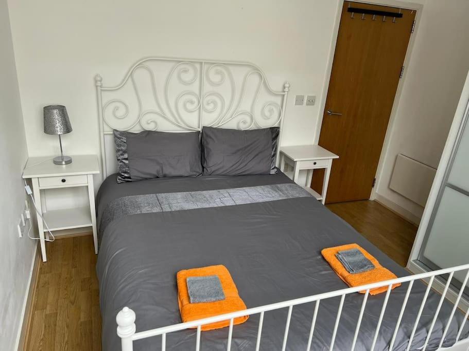 Stunning 2 Bed Flat! Centrally Located In London, Uk! Екстериор снимка