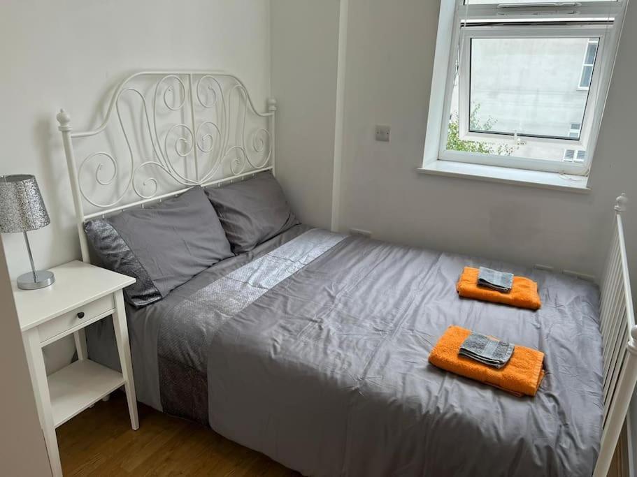 Stunning 2 Bed Flat! Centrally Located In London, Uk! Екстериор снимка