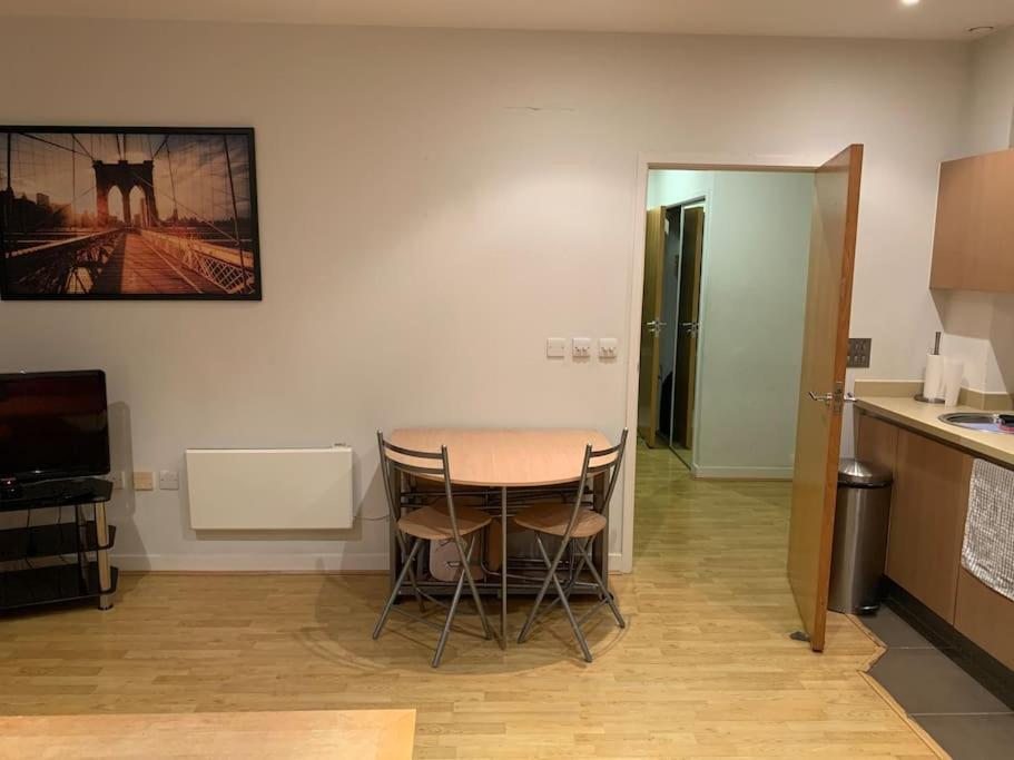 Stunning 2 Bed Flat! Centrally Located In London, Uk! Екстериор снимка