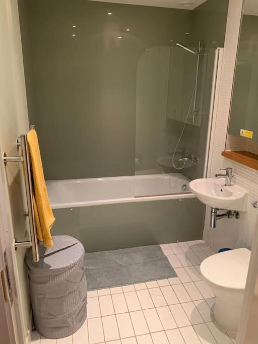 Stunning 2 Bed Flat! Centrally Located In London, Uk! Екстериор снимка