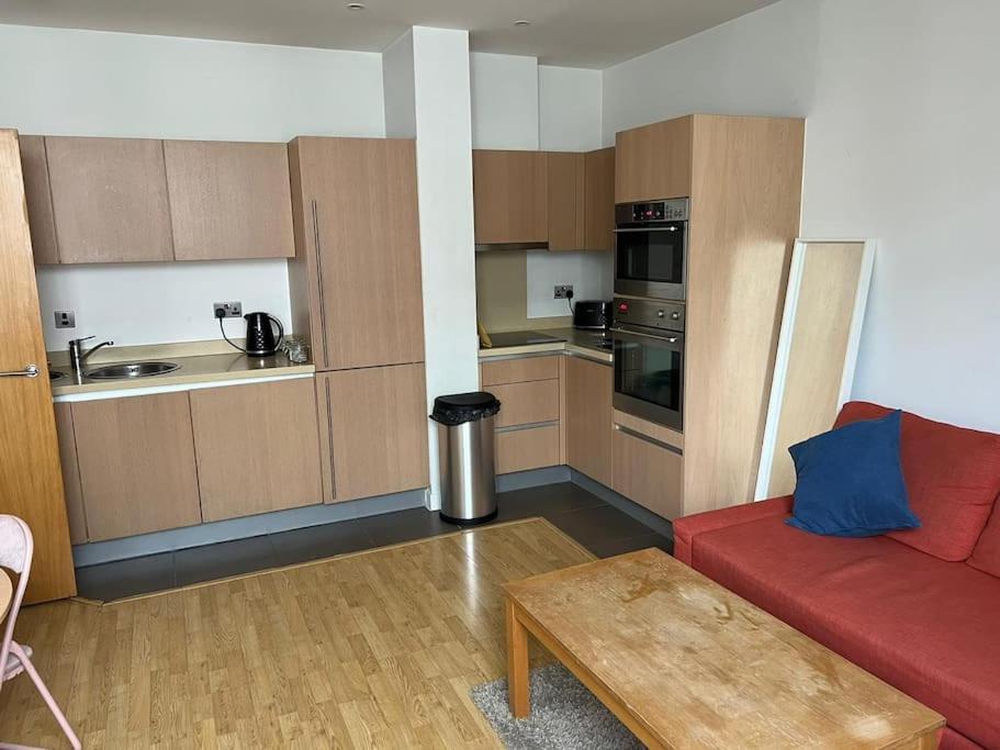 Stunning 2 Bed Flat! Centrally Located In London, Uk! Екстериор снимка