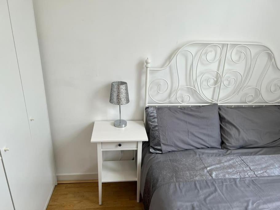 Stunning 2 Bed Flat! Centrally Located In London, Uk! Екстериор снимка
