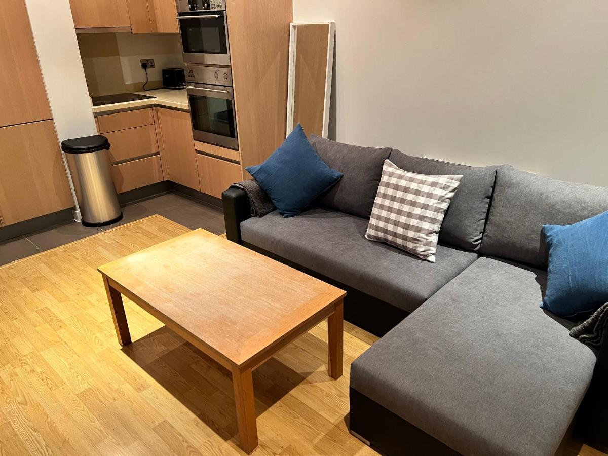 Stunning 2 Bed Flat! Centrally Located In London, Uk! Екстериор снимка
